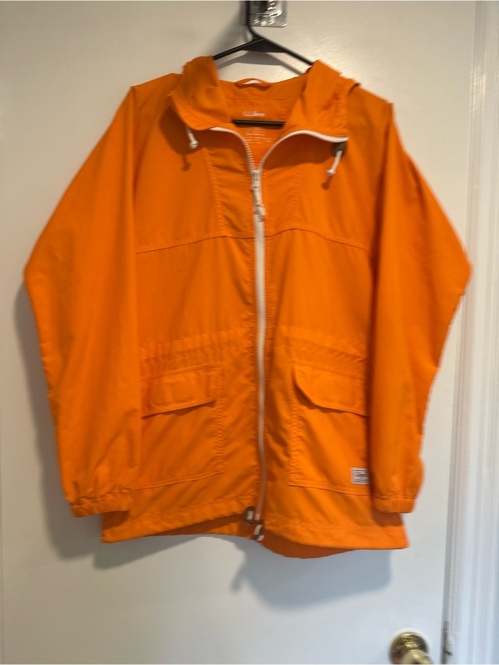 LL Bean Bright Orange Sz: S Mountain Classic Anorak Rain Chore Jacket full zip.